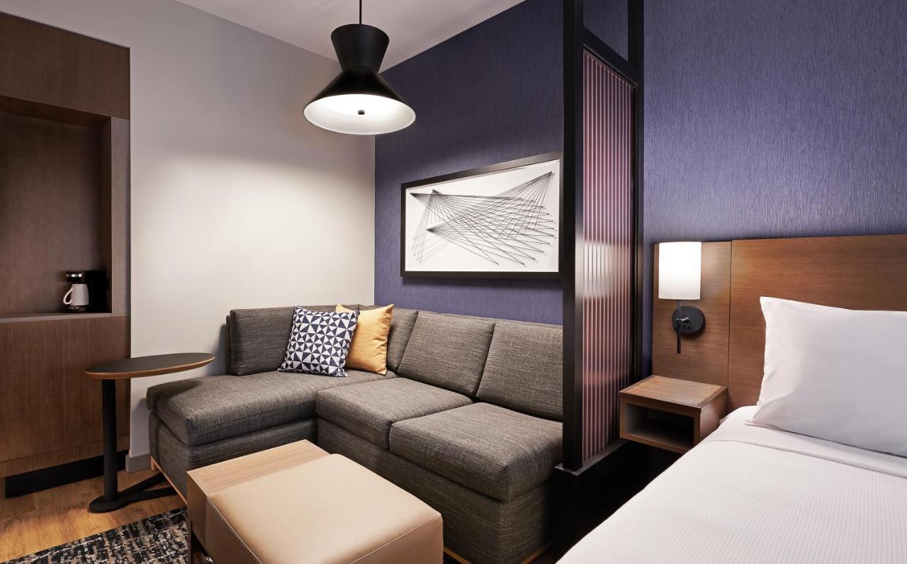 Hyatt Place Sacramento International Airport 외부 사진